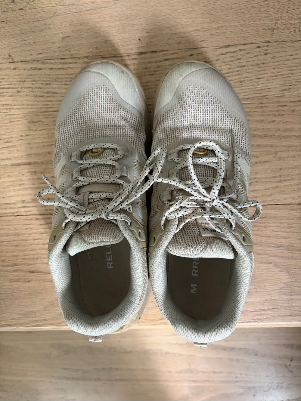 Merrell Women 7.5 Trail Beige Sneakers